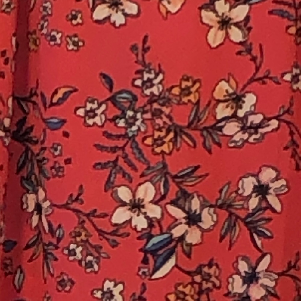 2/$15 NWT Top w/ Elastic Wrist B13 - Picture 6 of 7